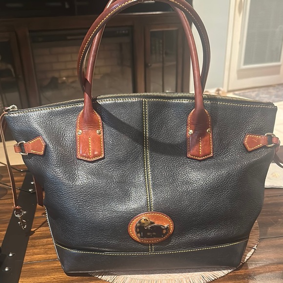 Dooney & Bourke Handbags - Dooney & Bourke Elegant Black and Brown Leather Tote Bag Vintage